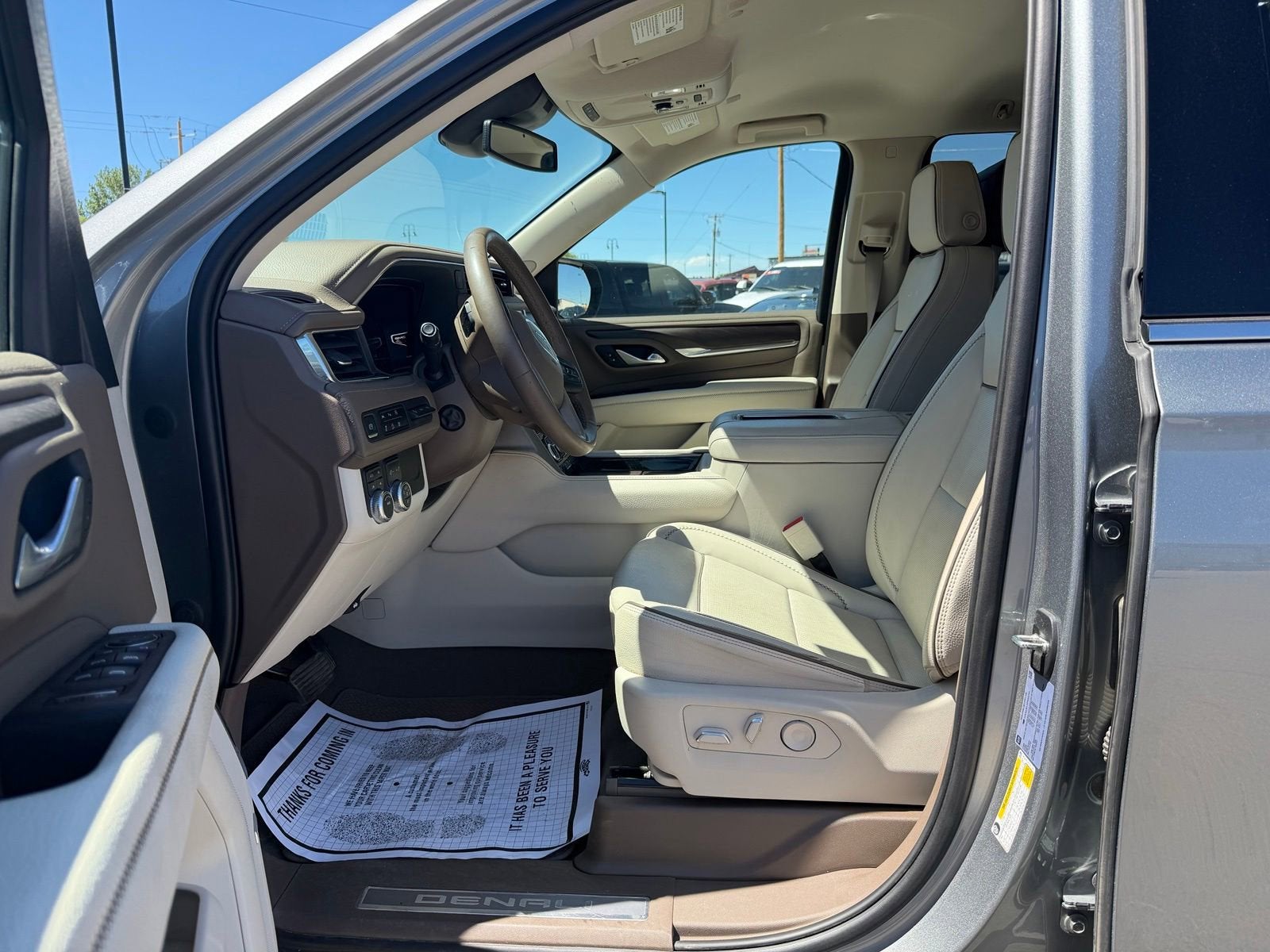 2023 GMC Yukon XL Denali