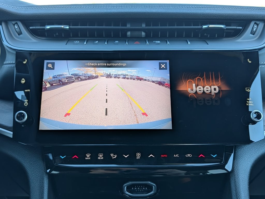 2027 Jeep Grand Cherokee LIMITED 4X4