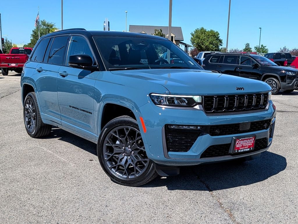 2026 Jeep Grand Cherokee Summit