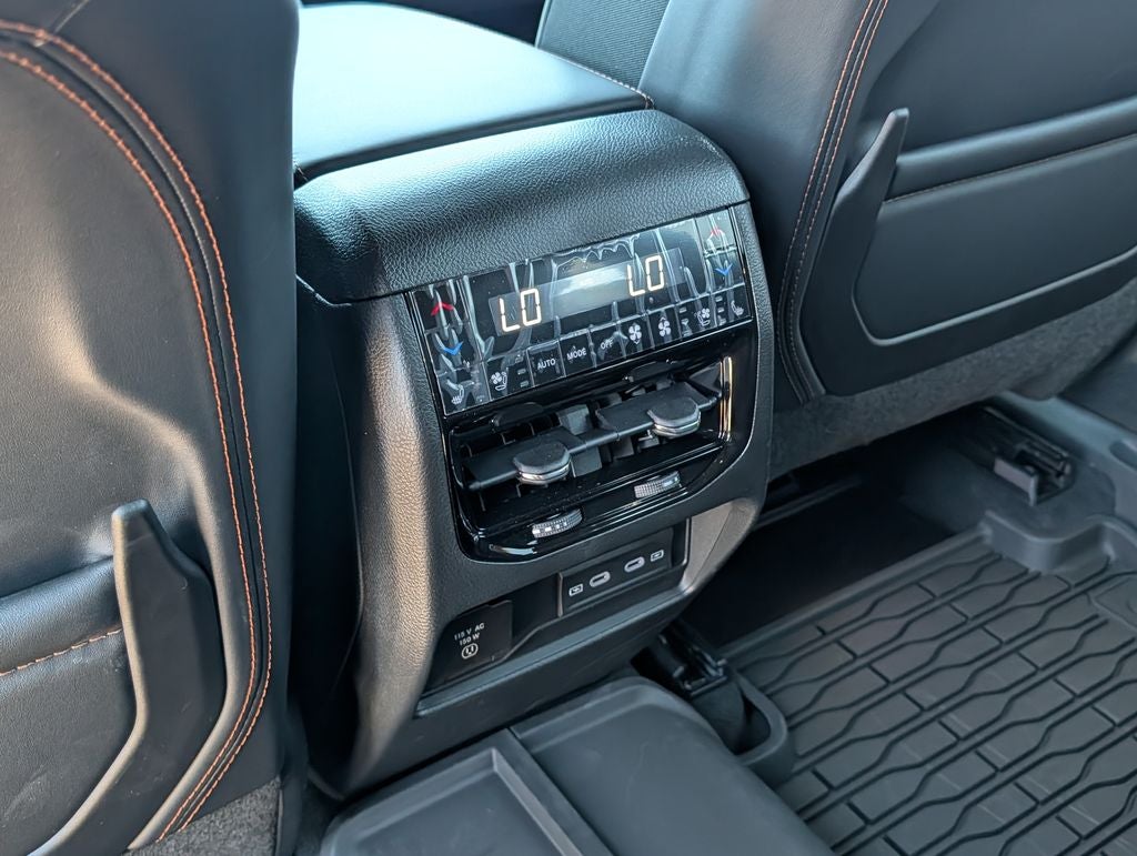2026 Jeep Grand Cherokee Summit