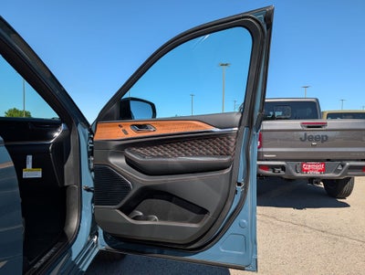 2026 Jeep Grand Cherokee Summit