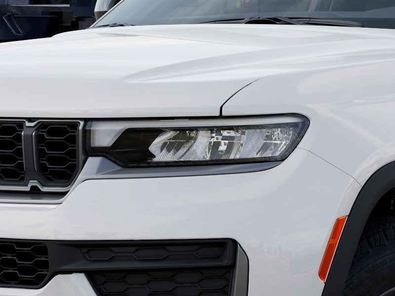 2027 Jeep Grand Cherokee L Laredo Altitude