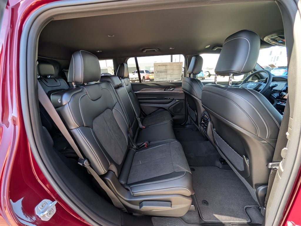 2026 Jeep Grand Cherokee L Altitude
