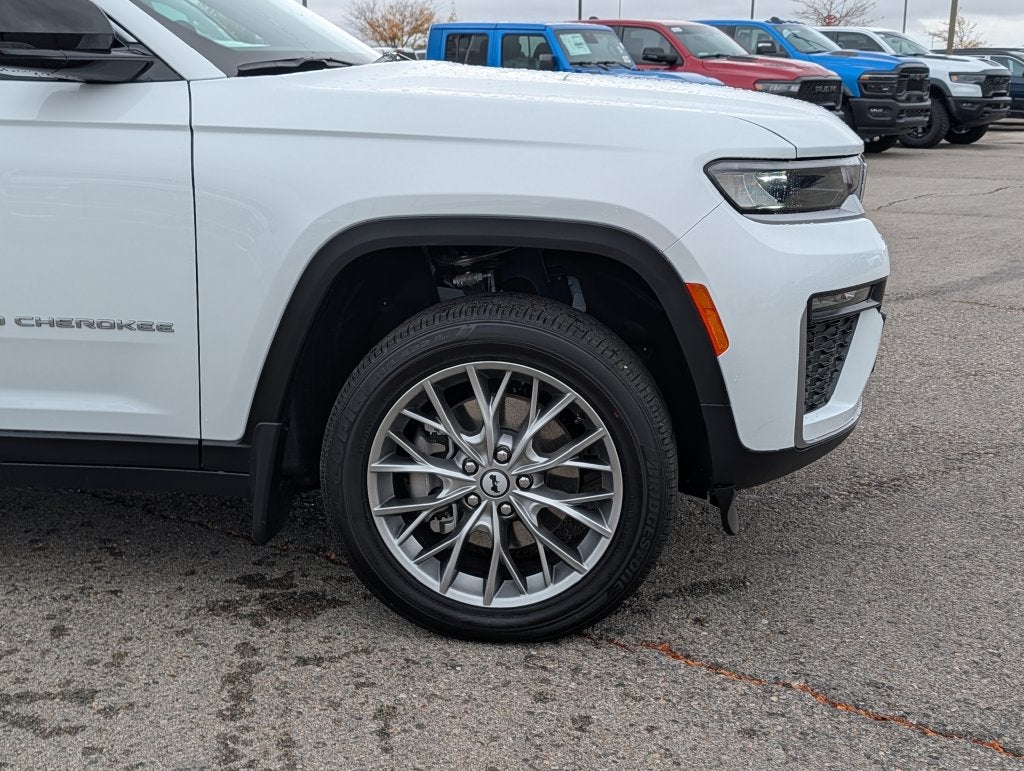 2027 Jeep Grand Cherokee L L LIMITED 4X4