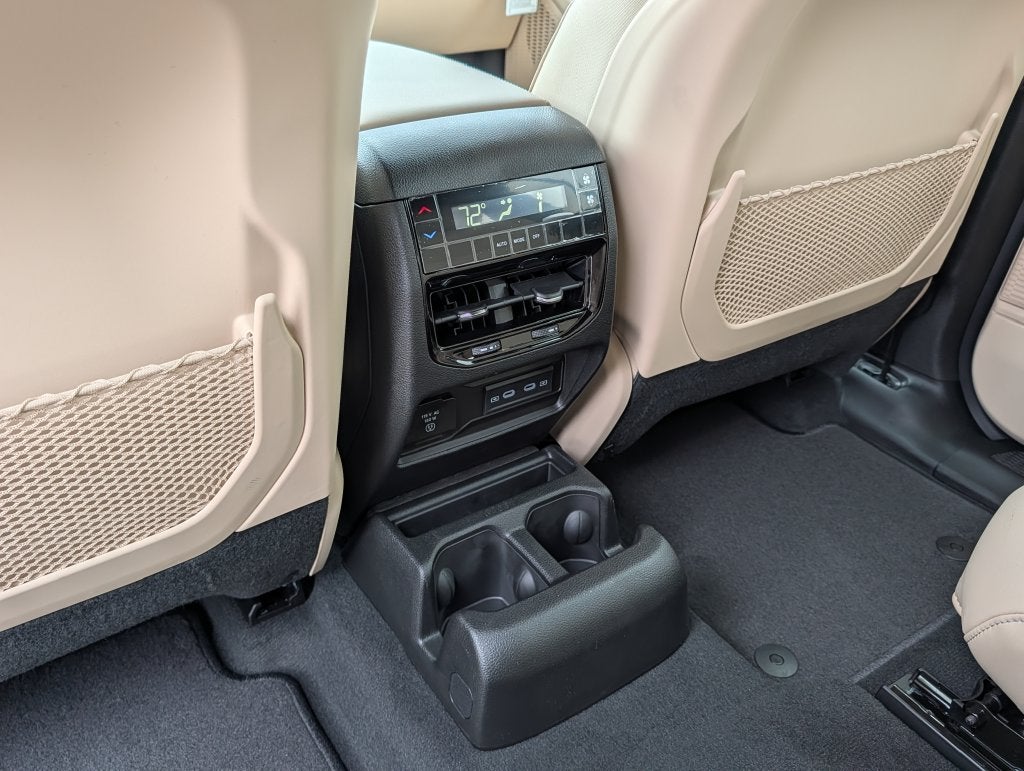 2027 Jeep Grand Cherokee L L LIMITED 4X4