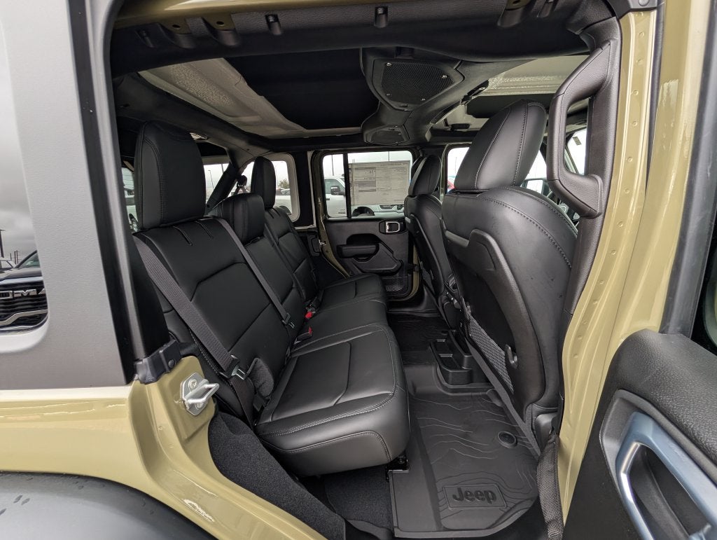 2027 Jeep Wrangler 4-DOOR MOAB