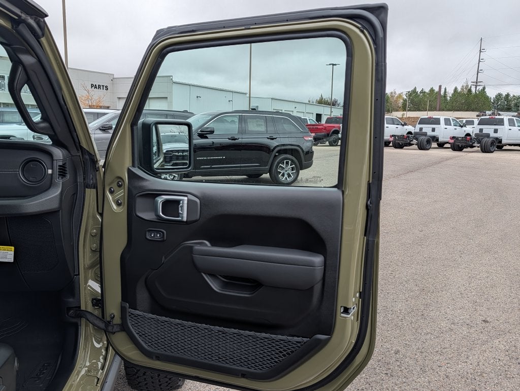 2027 Jeep Wrangler 4-DOOR MOAB