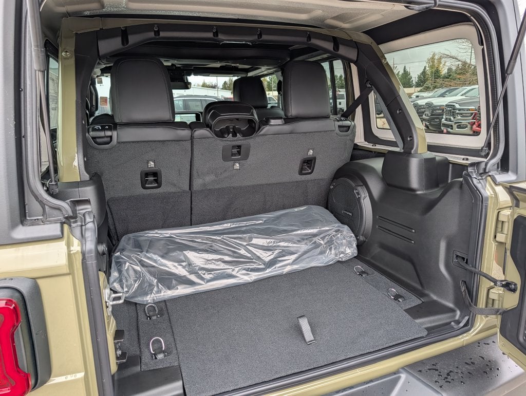 2027 Jeep Wrangler 4-DOOR MOAB