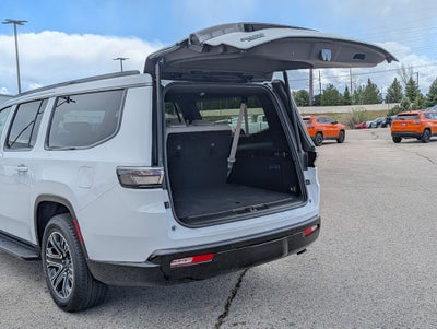 2026 Jeep Grand Wagoneer 4x4