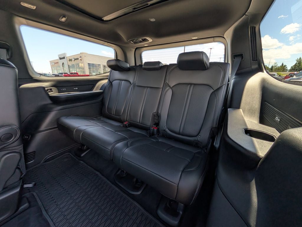 2026 Jeep Grand Wagoneer Upland