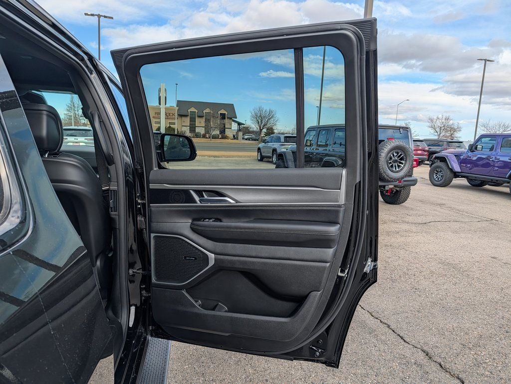 2026 Jeep Grand Wagoneer Limited Altitude