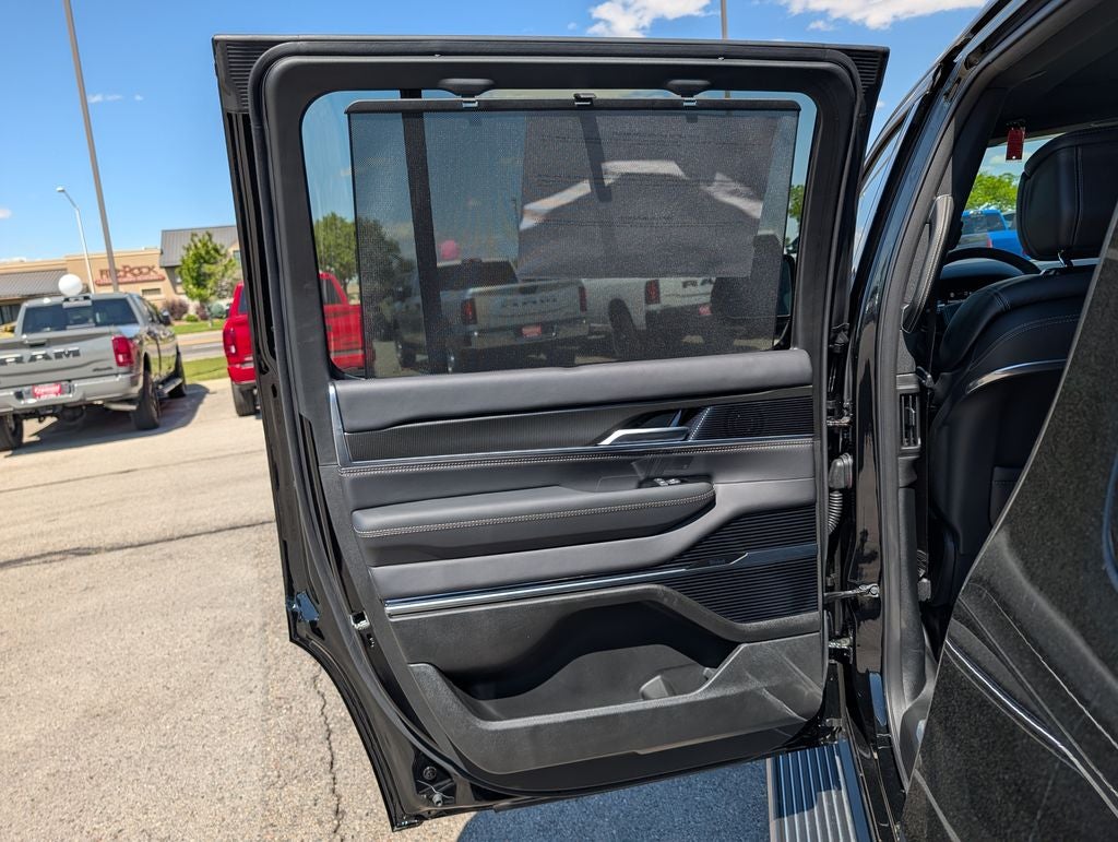 2026 Jeep Grand Wagoneer Summit Obsidian