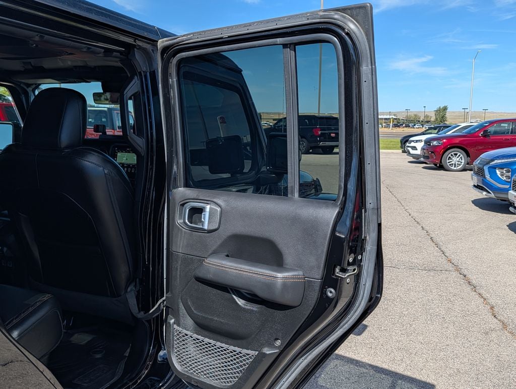 2022 Jeep Gladiator Overland