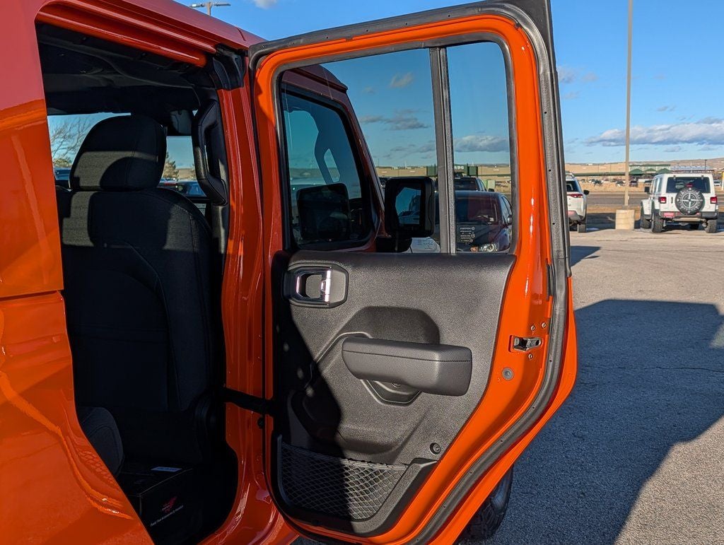2025 Jeep Gladiator Sport S