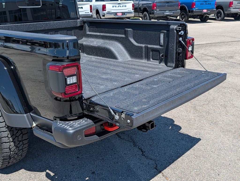 2026 Jeep Gladiator Mojave X