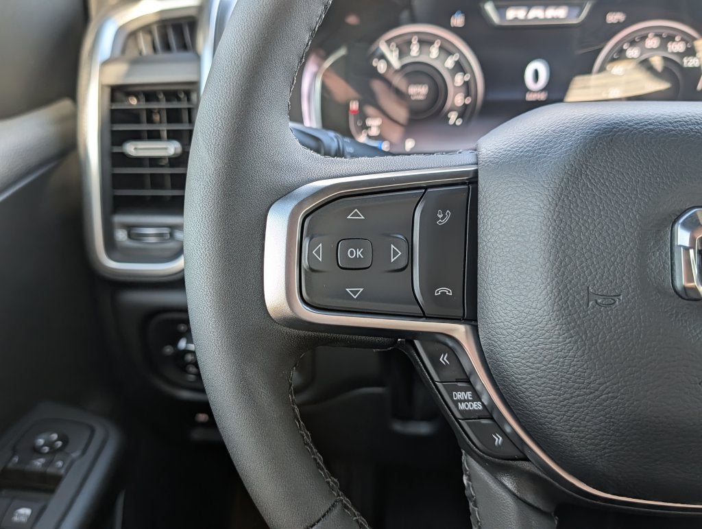 2027 RAM 1500 1500 BIG HORN CREW CAB 4X4 5'7' BOX