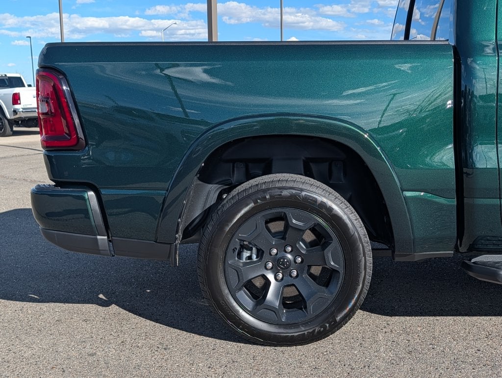 2027 RAM 1500 1500 BIG HORN CREW CAB 4X4 5'7' BOX