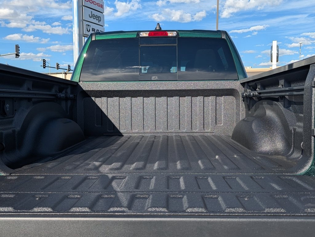 2027 RAM 1500 1500 BIG HORN CREW CAB 4X4 5'7' BOX