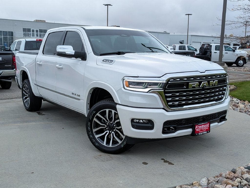 2027 RAM 1500 1500 LIMITED CREW CAB 4X4 5'7' BOX