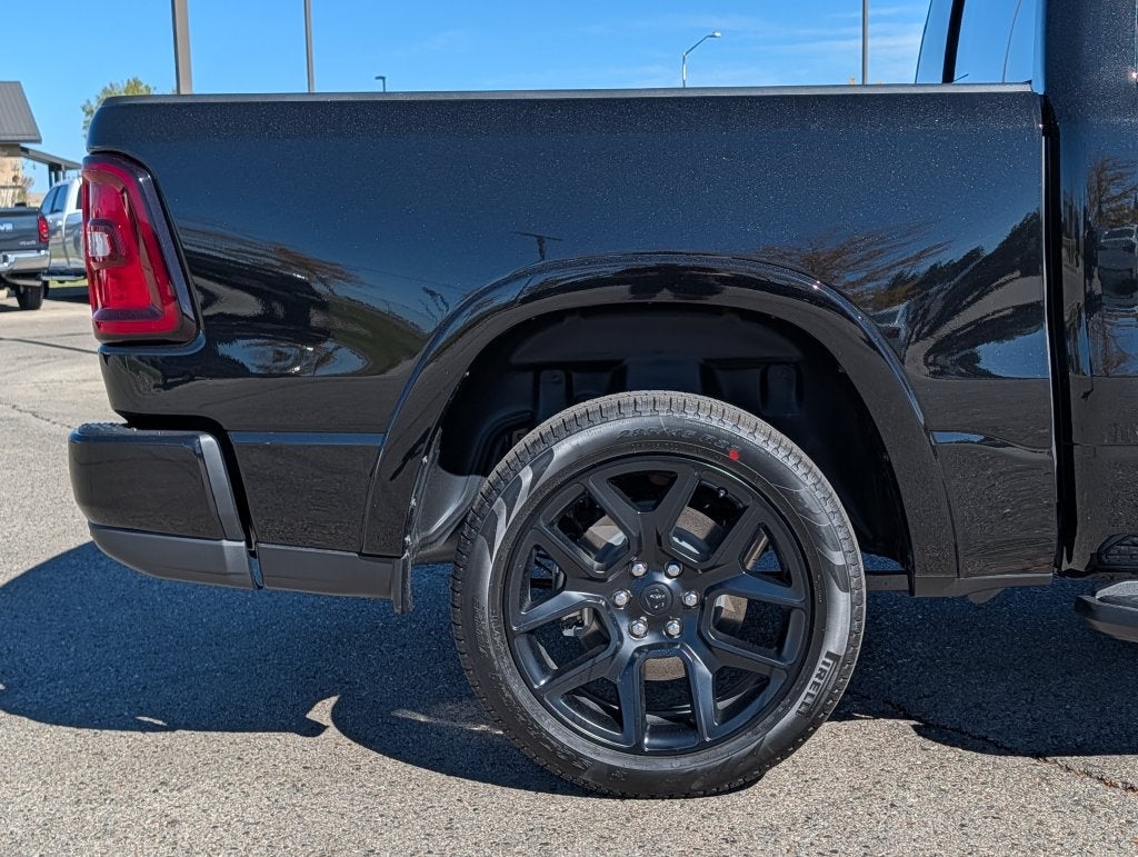 2027 RAM 1500 1500 LAIE CREW CAB 4X4 5'7' BOX