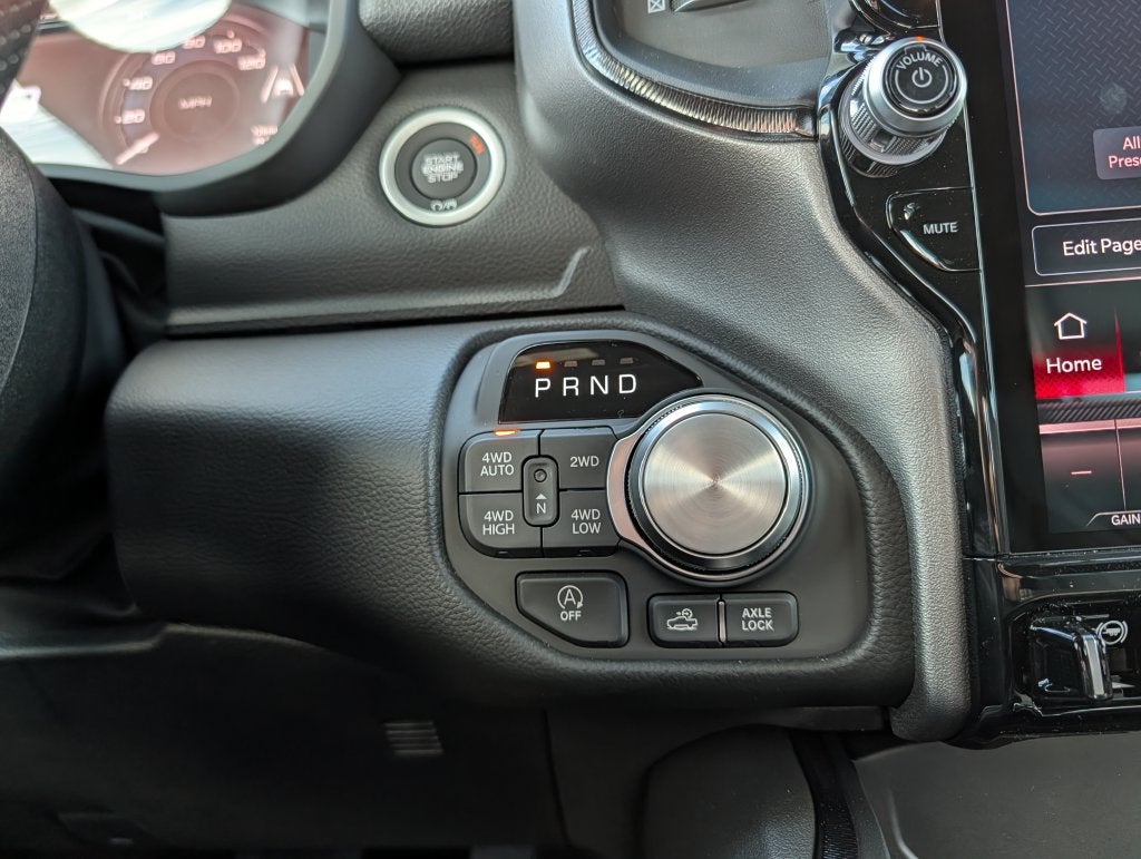 2027 RAM 1500 1500 REBEL CREW CAB 4X4 5'7' BOX