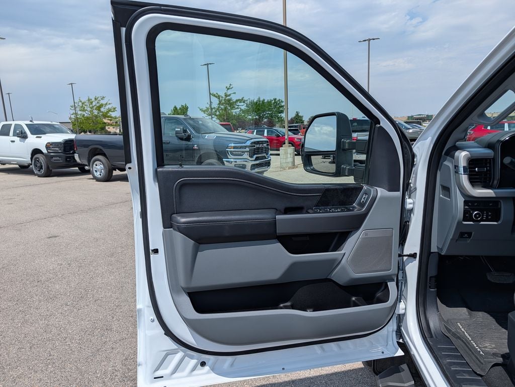 2024 Ford F-350SD XLT