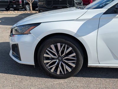 2025 Nissan Altima SV FWD
