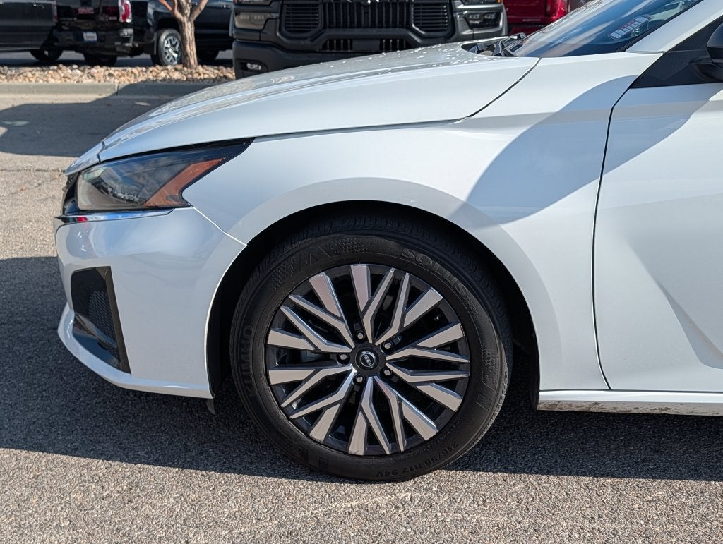 2025 Nissan Altima SV FWD