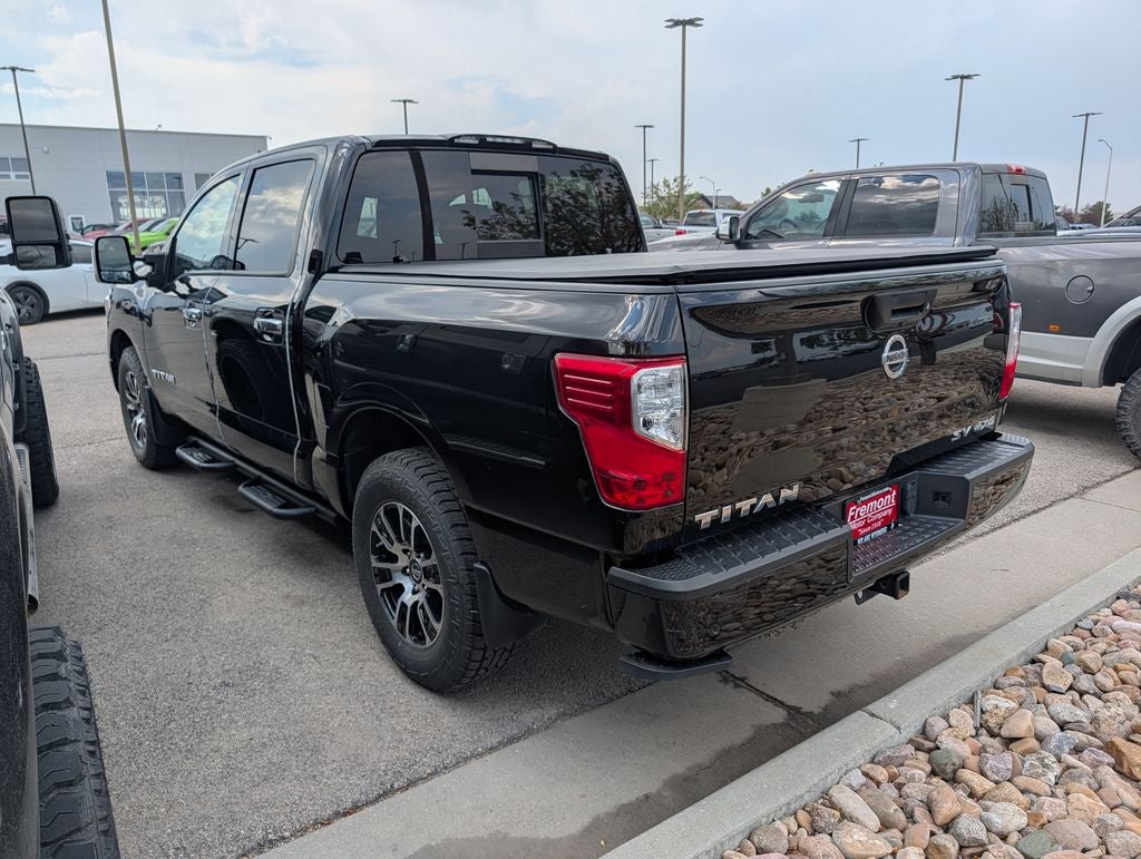 2021 Nissan Titan SV