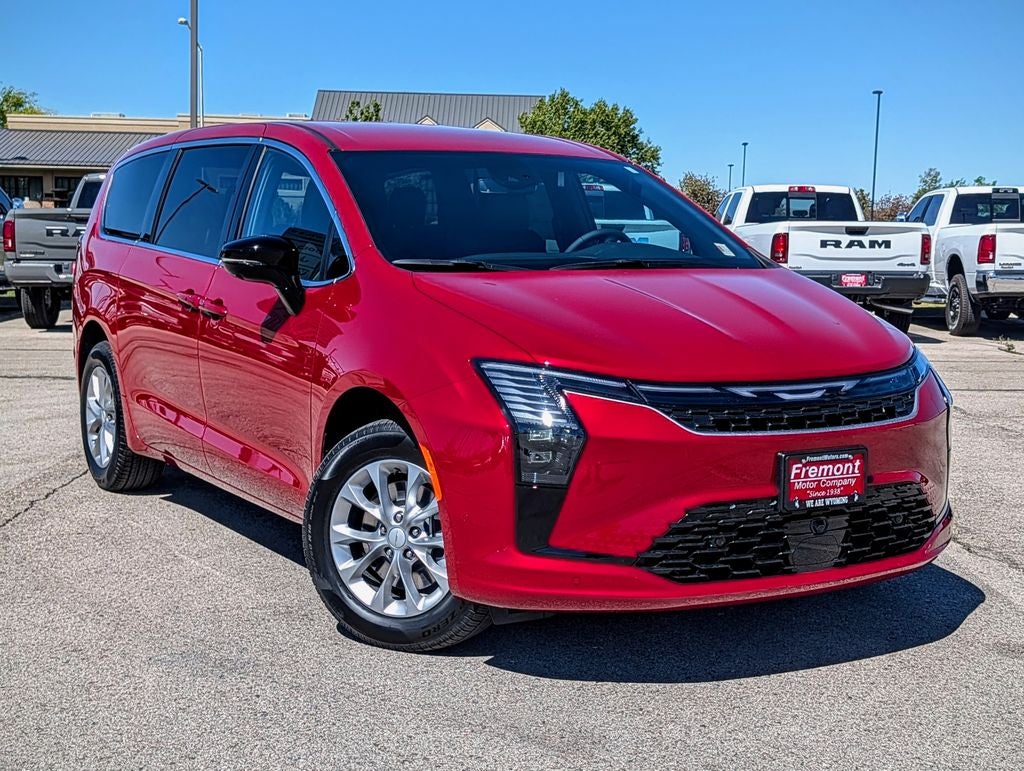 2027 Chrysler Pacifica Select