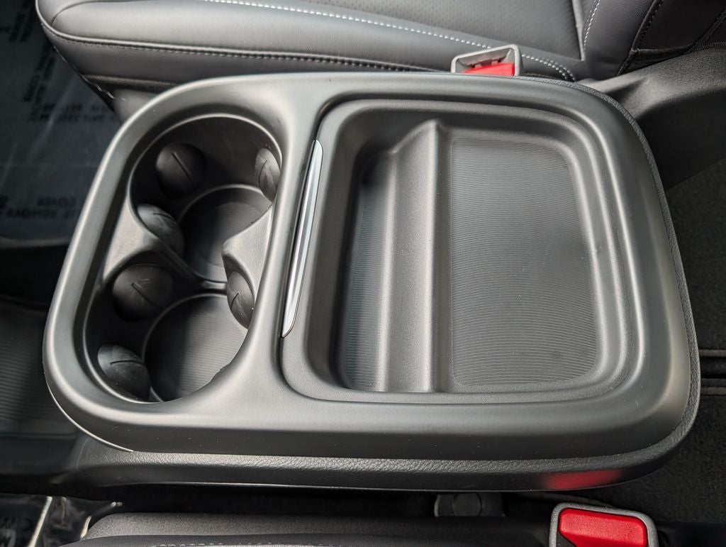 2027 Chrysler Pacifica Select AWD