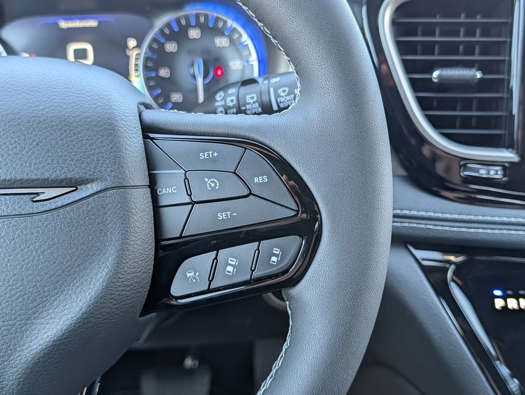 2027 Chrysler Pacifica Limited