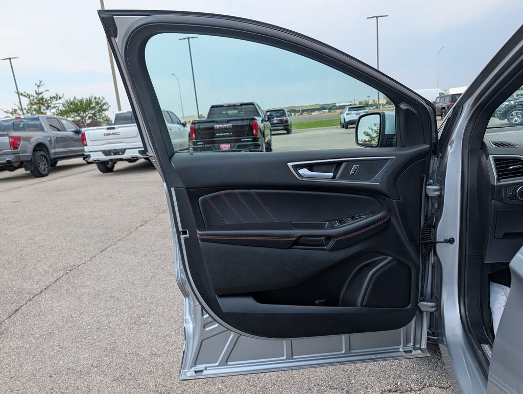 2024 Ford Edge ST Line