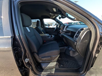 2027 RAM 3500 RAM 3500 TRADESMAN CREW CAB 4X4 8' BOX