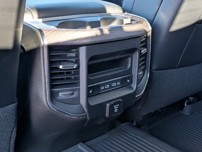 2027 RAM 3500 RAM 3500 LARAMIE CREW CAB 4X4 8' BOX