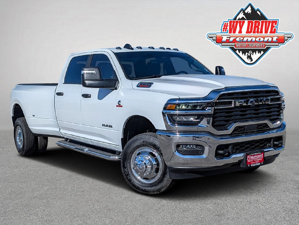 2027 RAM 3500 3500 BIG HORN CREW CAB 4X4 8' BOX