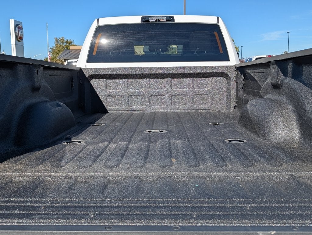 2027 RAM 3500 3500 BIG HORN CREW CAB 4X4 8' BOX