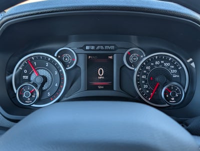 2027 RAM 5500 5500 TRADESMAN CHASSIS CREW CAB 4X4 84' CA