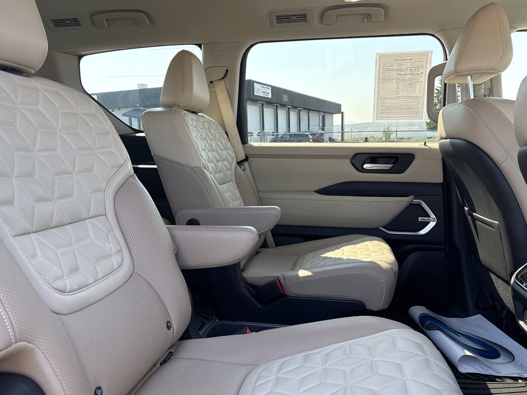 2026 Nissan Armada Platinum 4WD