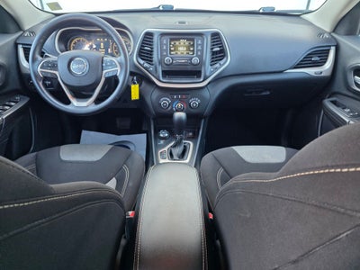 2016 Jeep Cherokee Sport