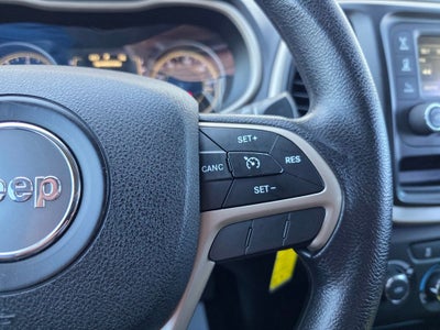 2016 Jeep Cherokee Sport