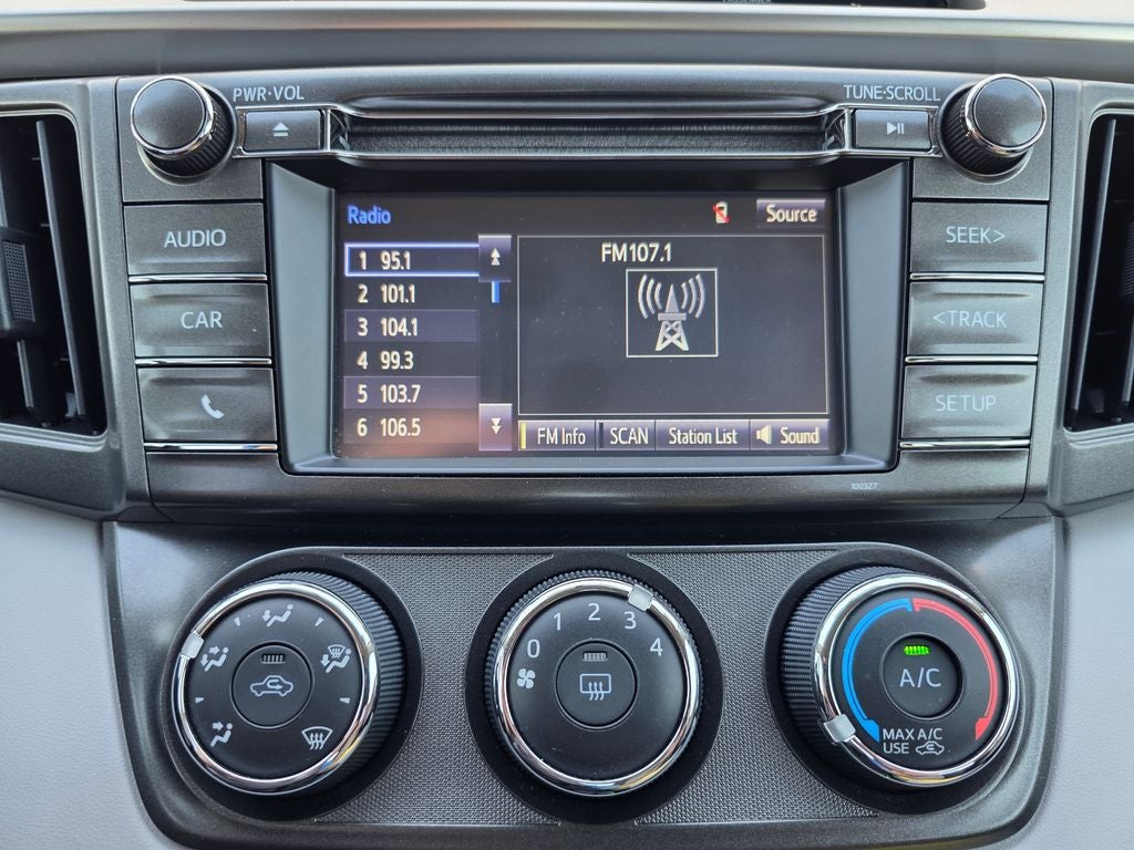 2015 Toyota RAV4 LE