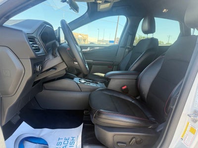2025 Ford Escape ST-Line Select