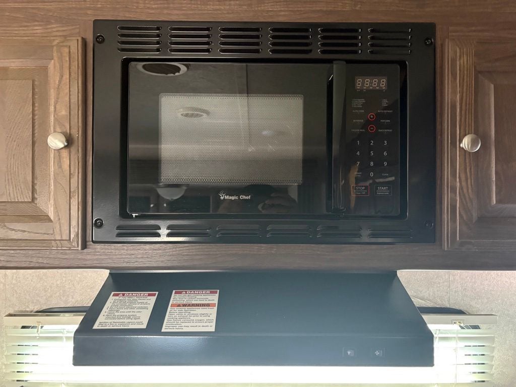 2017 Forest RIver Rockwood 2902WS