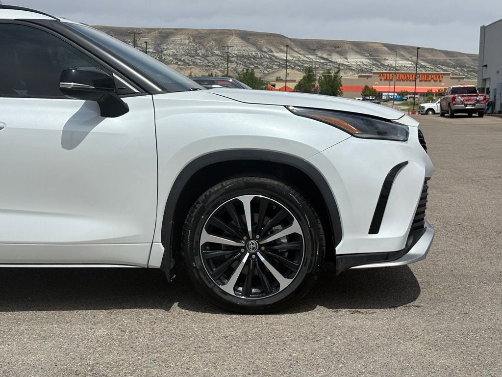 2022 Toyota Highlander XSE