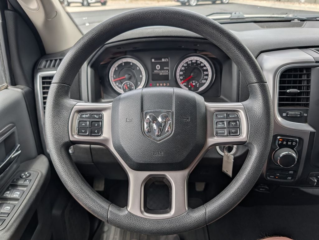 2022 RAM 1500 Classic SLT 4X4