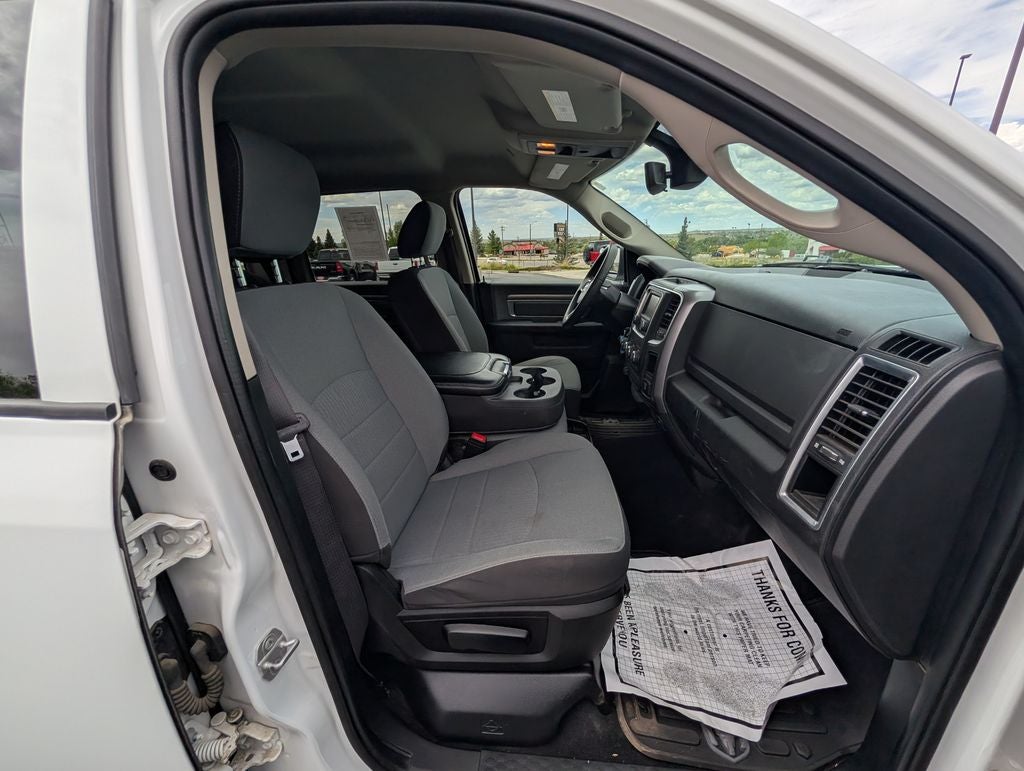 2022 RAM 1500 Classic SLT 4X4