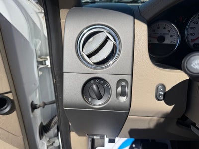 2005 Ford F-150 XLT