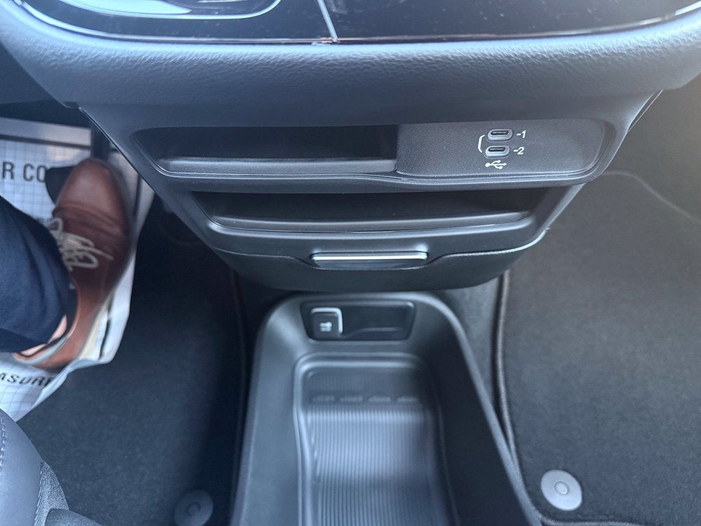 2027 Chrysler Pacifica PACIFICA SELECT AWD