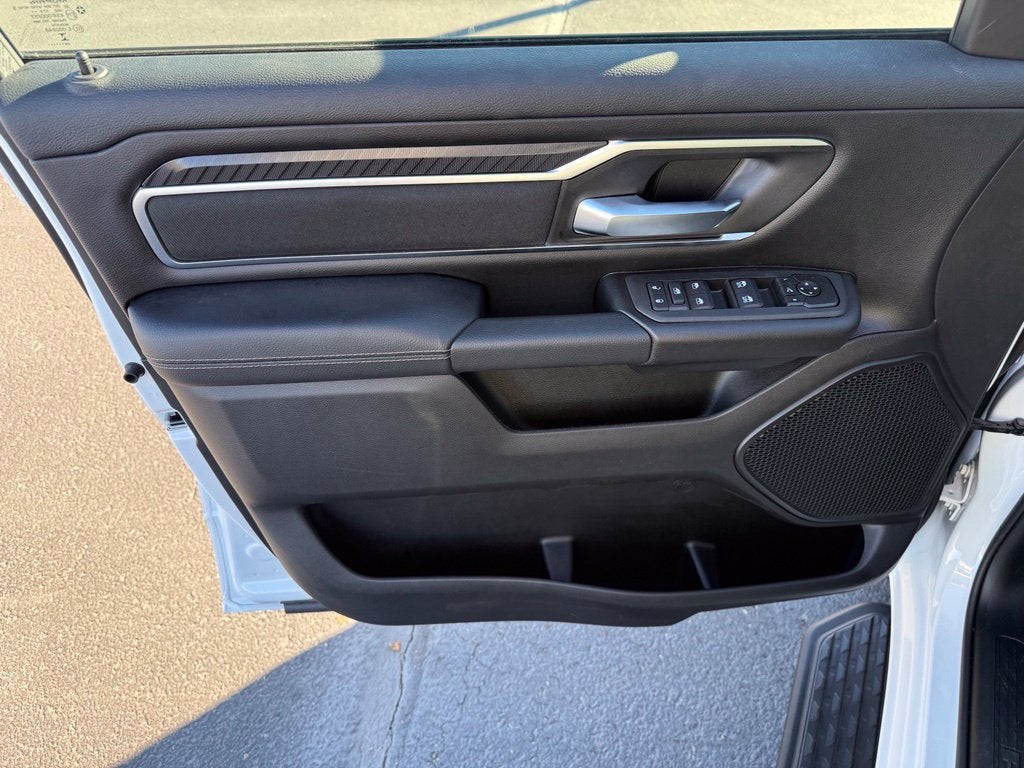 2027 RAM 1500 1500 BIG HORN CREW CAB 4X4 5'7' BOX